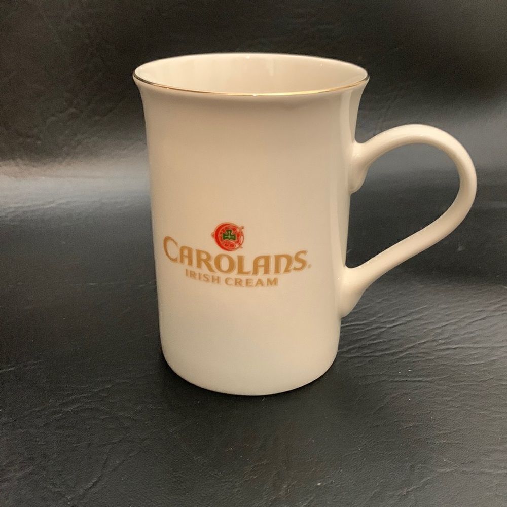 Carolans Irish Cream 10 Oz  Irish Whiskey Cocktail Gold Ivory Porcelain Mug